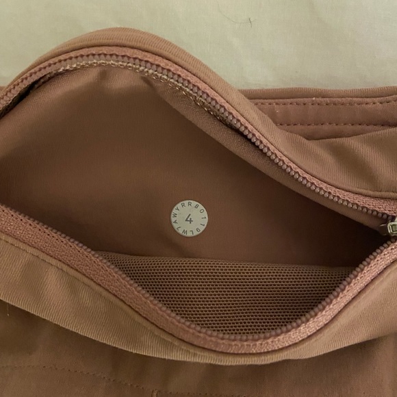 Brownish-pink Lululemon shorts - Picture 4 of 5